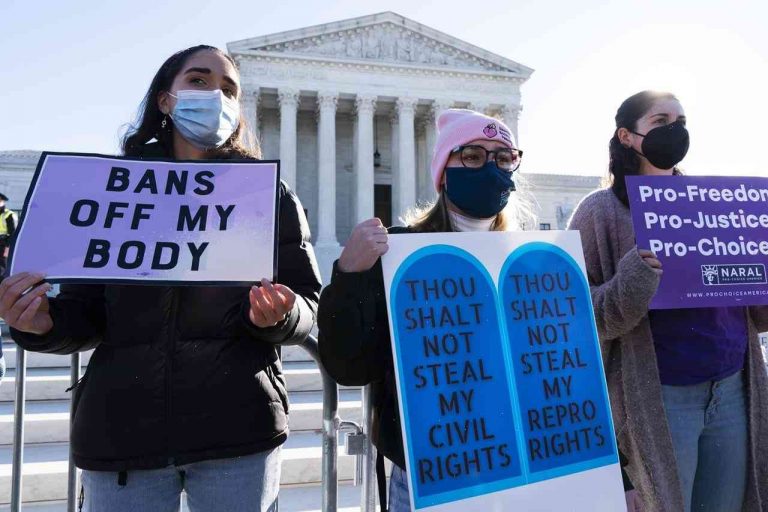 Supreme court rules Illinois ban on abortions free-choice doesn't apply