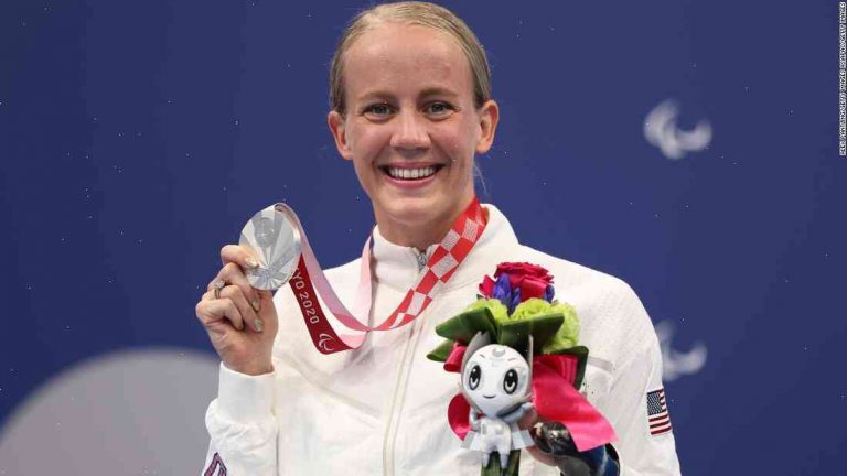 Mallory Weggemann returns to competitive swimming nine months after back injury